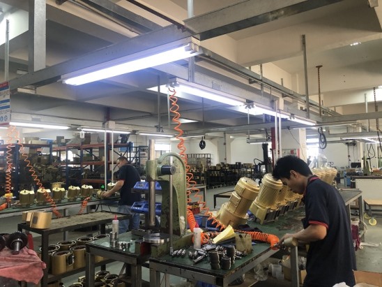 永坤减速机员工一角展示